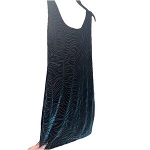 Everly‎ Emerald Green Zebra Print Velvet Mini Dress Large 90s Y2K Style Embossed